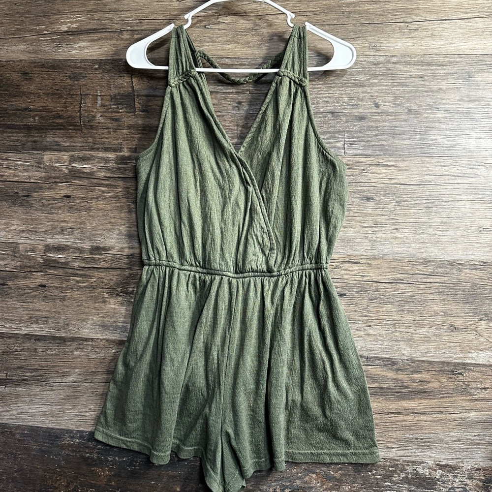 Universal Thread Olive Green Sleeveless Romper